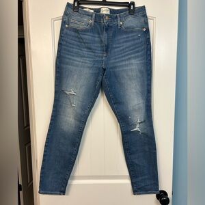 Universal Thread Blue High Rise Skinny Straight Jeans Size 12/31R